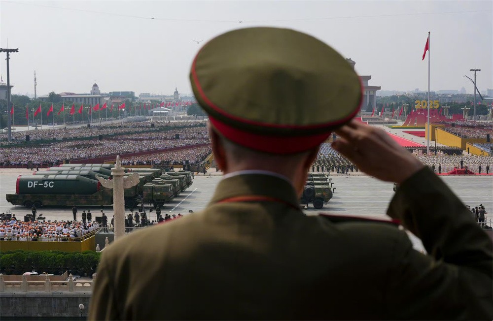 和新機(jī)電致敬9.3閱兵：以專(zhuān)業(yè)精神服務(wù)民生，與祖國(guó)共奮進(jìn)！